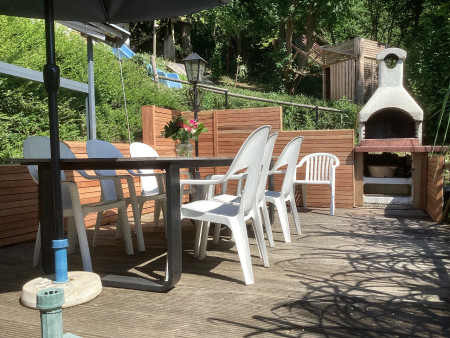 BBQ op beneden terras